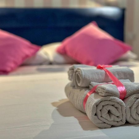 Santo Apartment In Trastevere ローマ エクステリア 写真